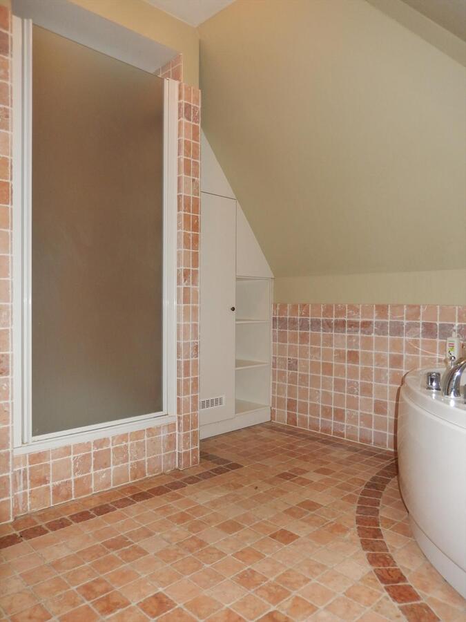 Ruim instapklaar duplexappartement in hartje Brugge 