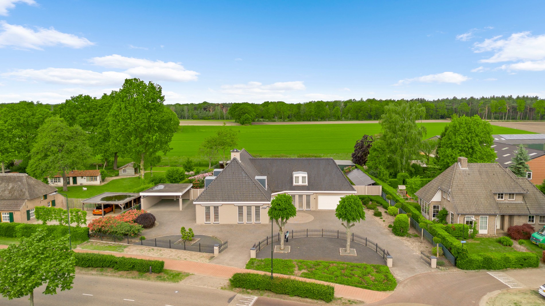 Landhuis te koop in Soerendonk