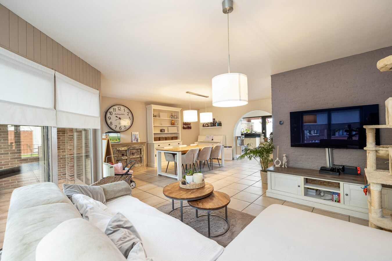 Prachtige woning 243 m² met 4 slaapkamers (met mogelijkheid tot kangoeroewoning) 