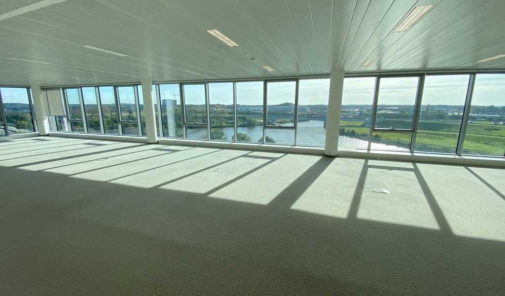 Kantoren te huur in Blue Towers vlakbij klaverblad in Gent