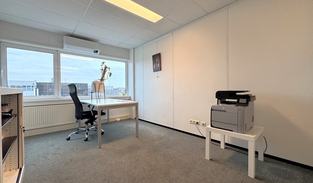 Kantoor te huur vlakbij E313/E34 in Wommelgem