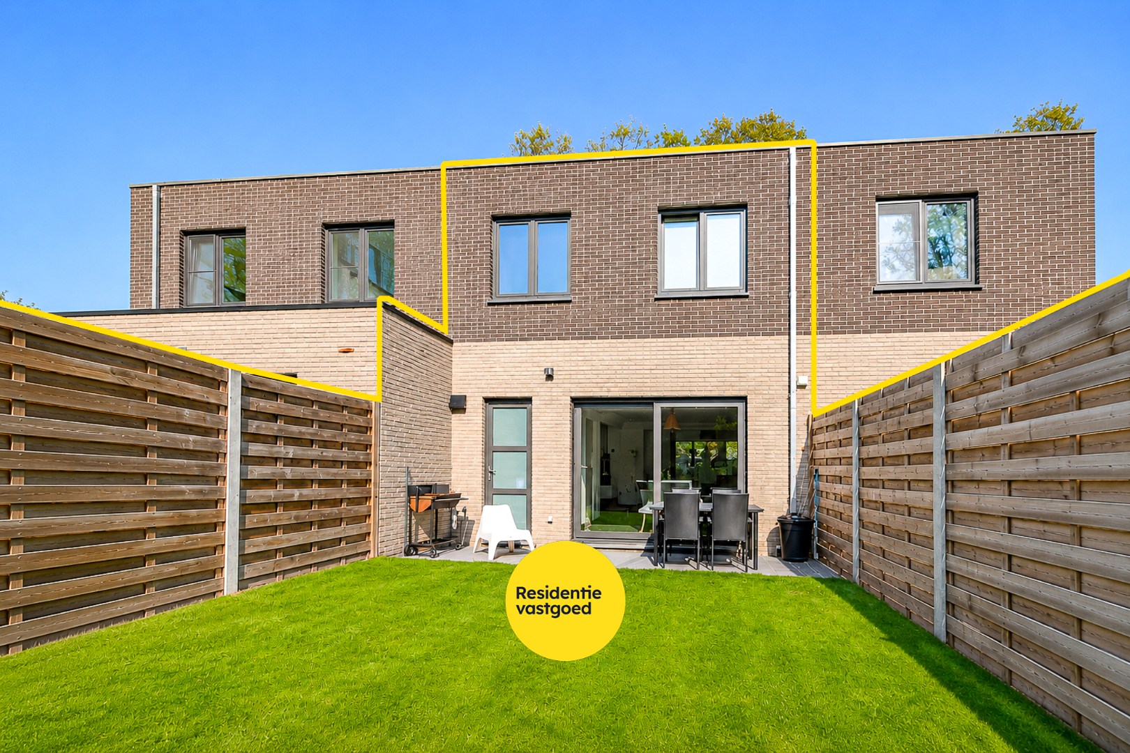 Instapklare woning met 3 slaapkamers en zonnige achtertuin in centrum van Gistel 