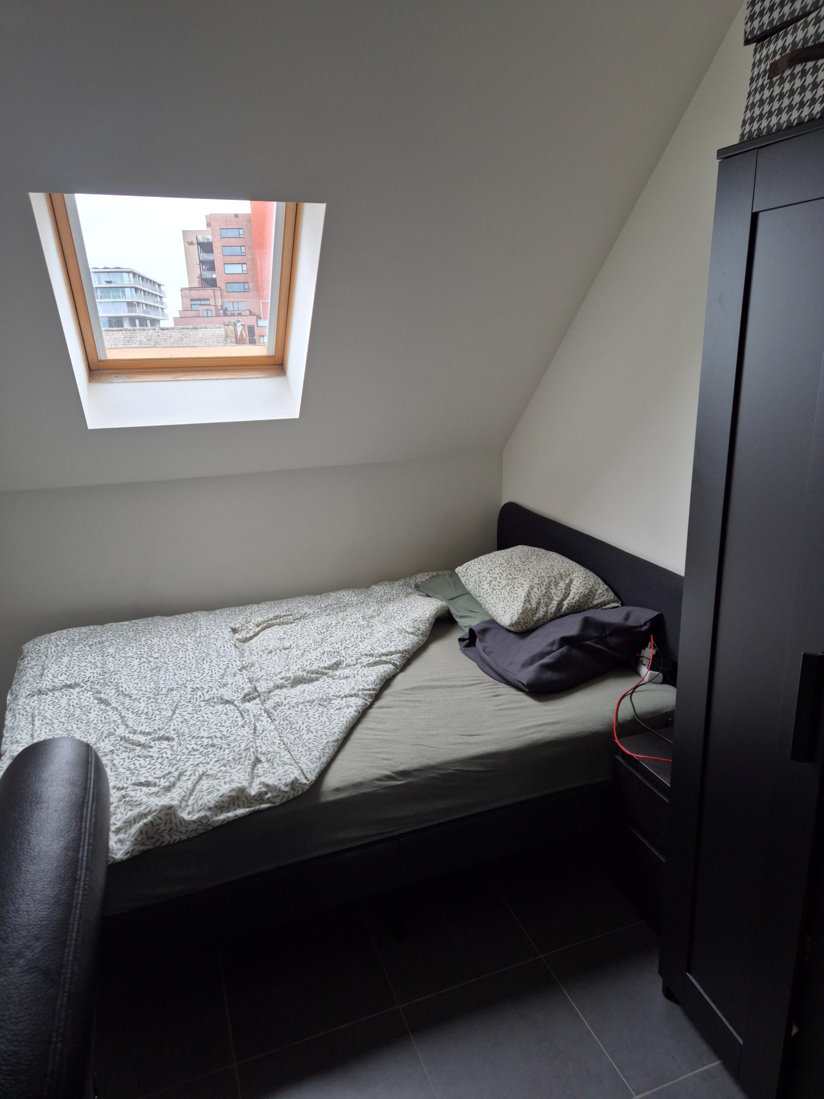 Appartement met 1 slaapkamer en garage. 