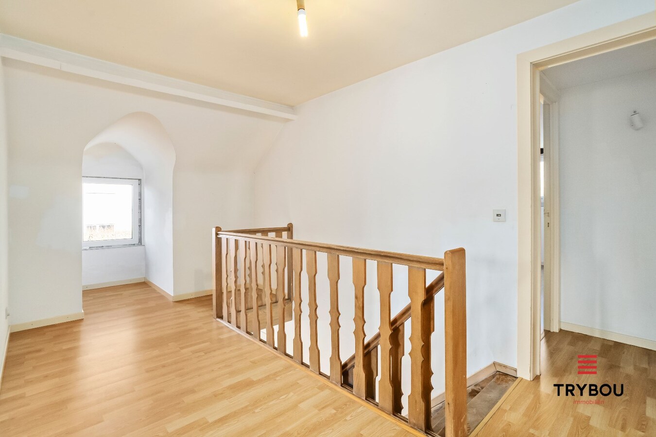 Rustig gelegen, vrijstaande woning aan de rand van het centrum van Merkem 