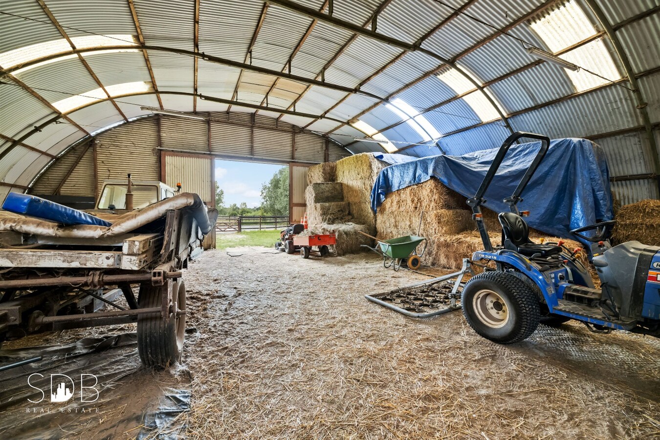 Opslag loods, magazijn