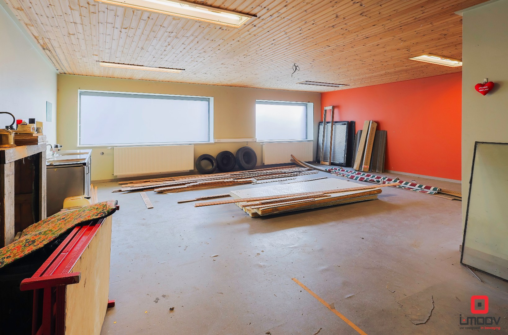 Bel-etagewoning met tuin, loods (450 m²) en tal van mogelijkheden 