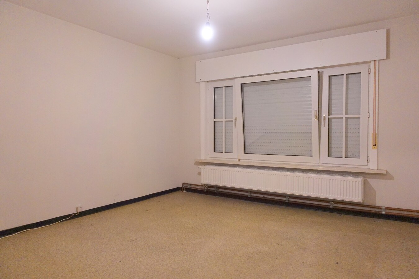 Ruime woning met opslagruimte 