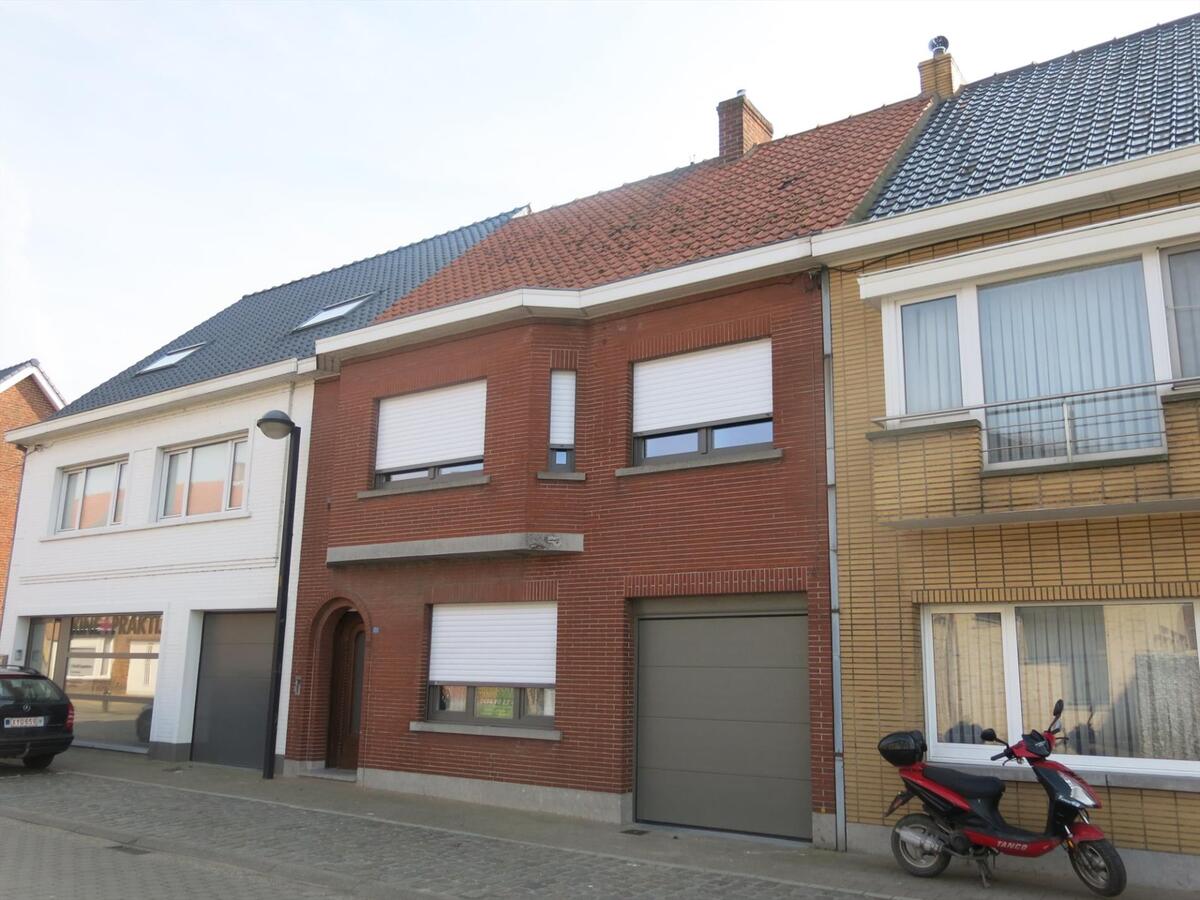 Statige ruime woning met zongerichte tuin 