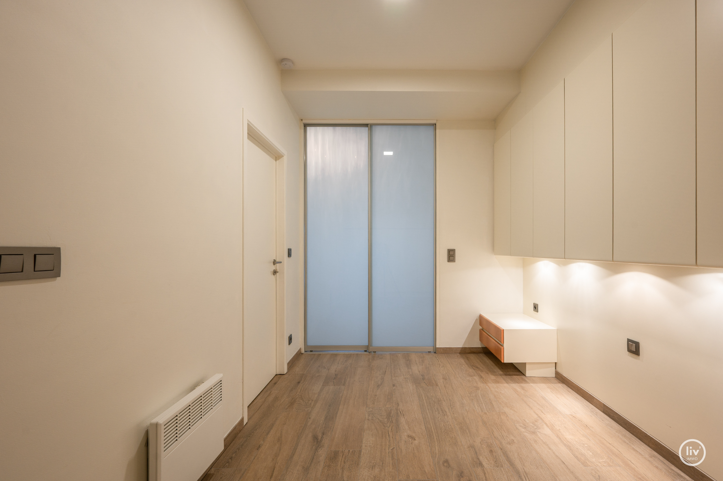 Gezellig 1 slaapkamer met open keuken, goed gelegen op de Paul Parmentierlaan te Knokke. 