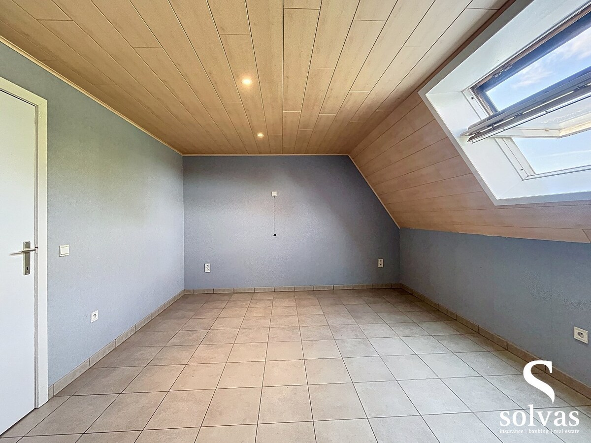 Ruim dakappartement met 2 slaapkamers! 