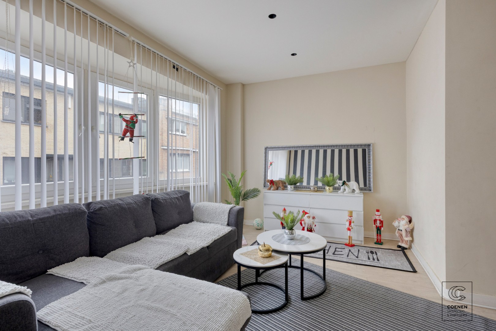 Riante woning, momenteel ingericht als 3 appartement op een schitterende locatie in het centrum van Lier! 