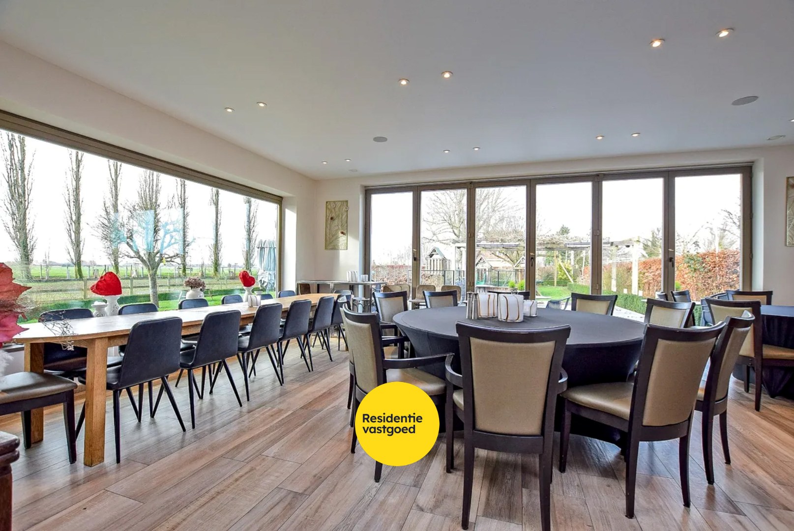 Restaurant met privéwoning en 2 B&amp;B-kamers op 4.370 m² 