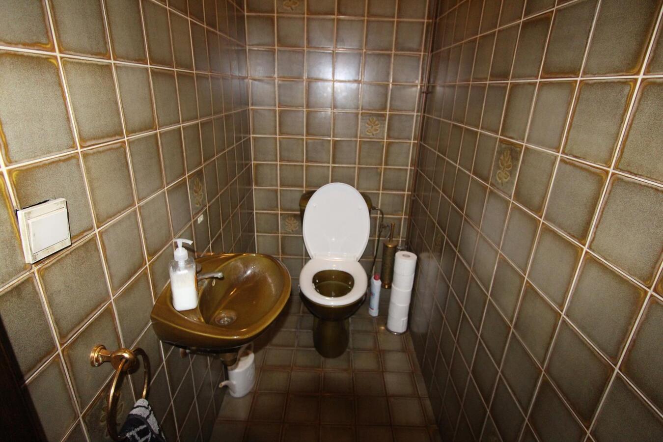 Woning met  3 slaapkamers en garage te Roeselare 