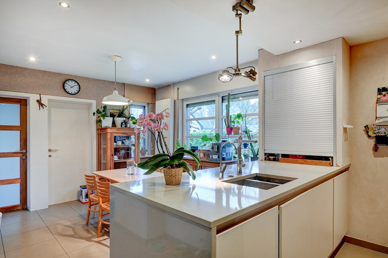 Aangenaam gezellig huis met met veel leefruimte 