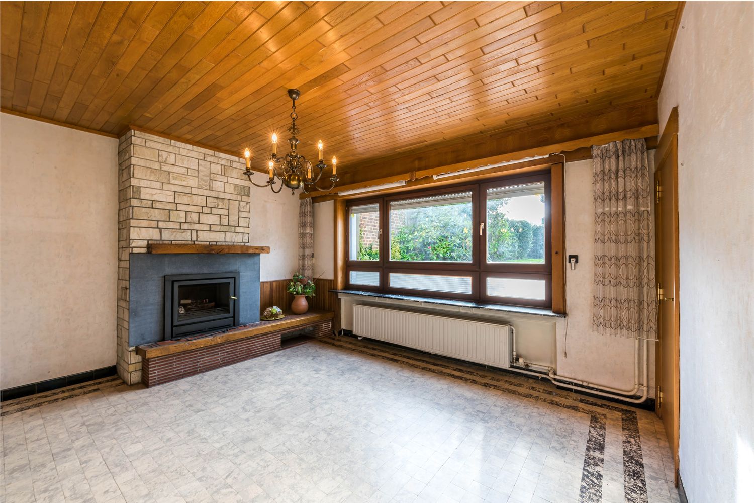 Aangename op te frisse woning in Brakel! 