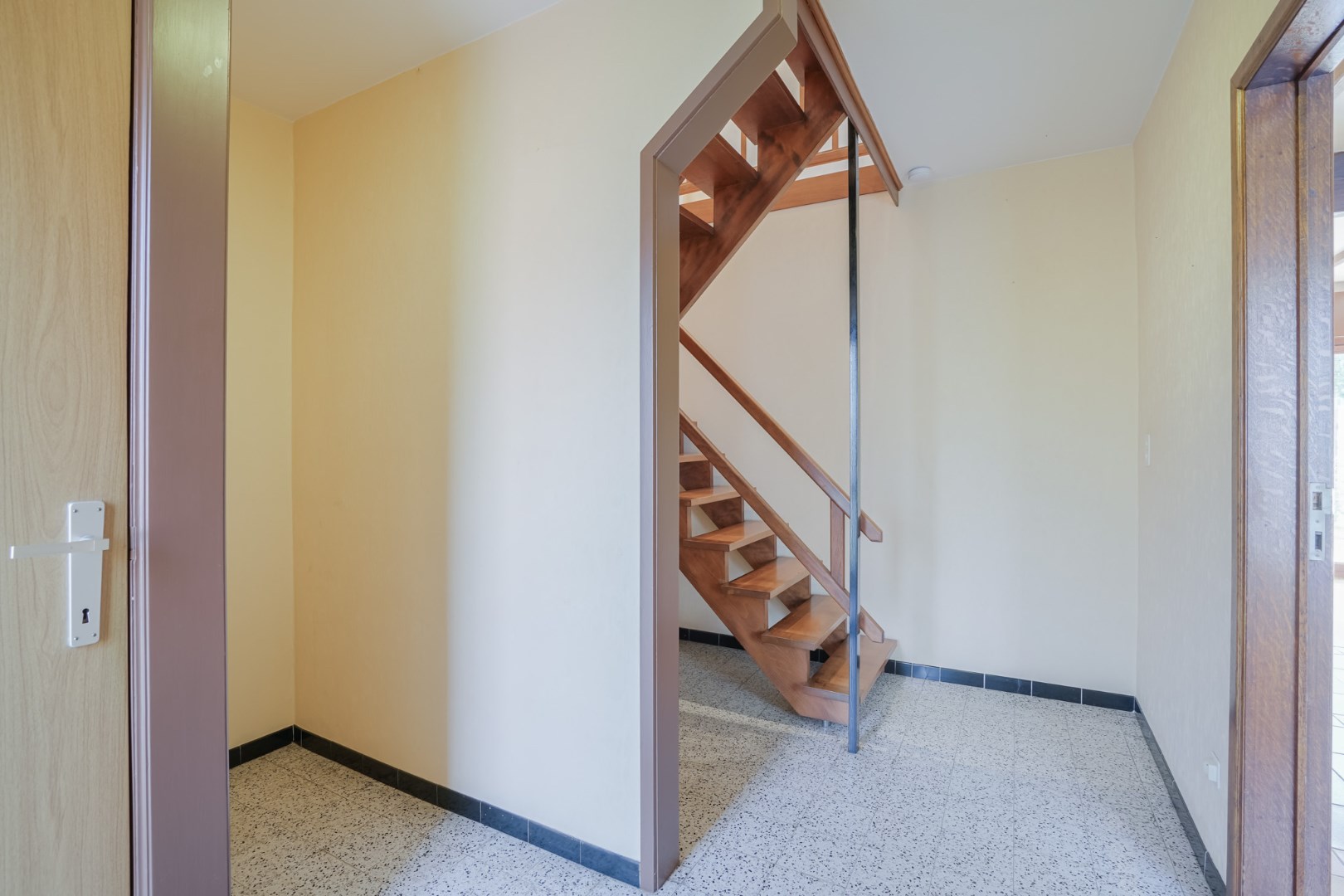 HOB met zonnige tuin in een rustige wijk te Zelzate 