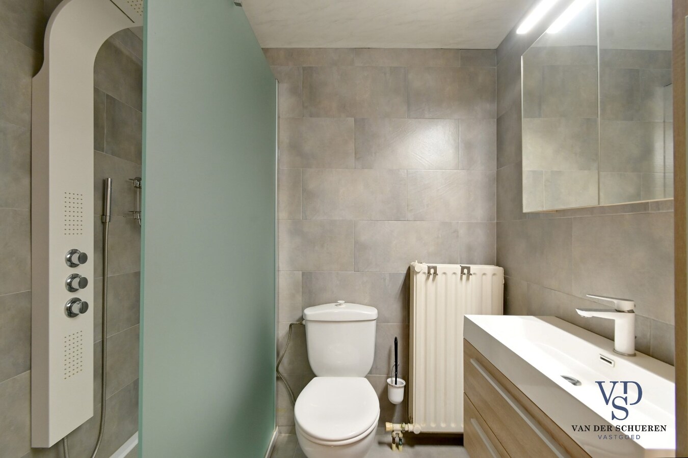 Degelijke, instapklare gezinswoning in Deerlijk 