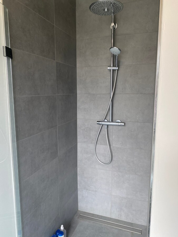 Nieuwbouwwoning nabij de Sterre - met terras en tuin ! 