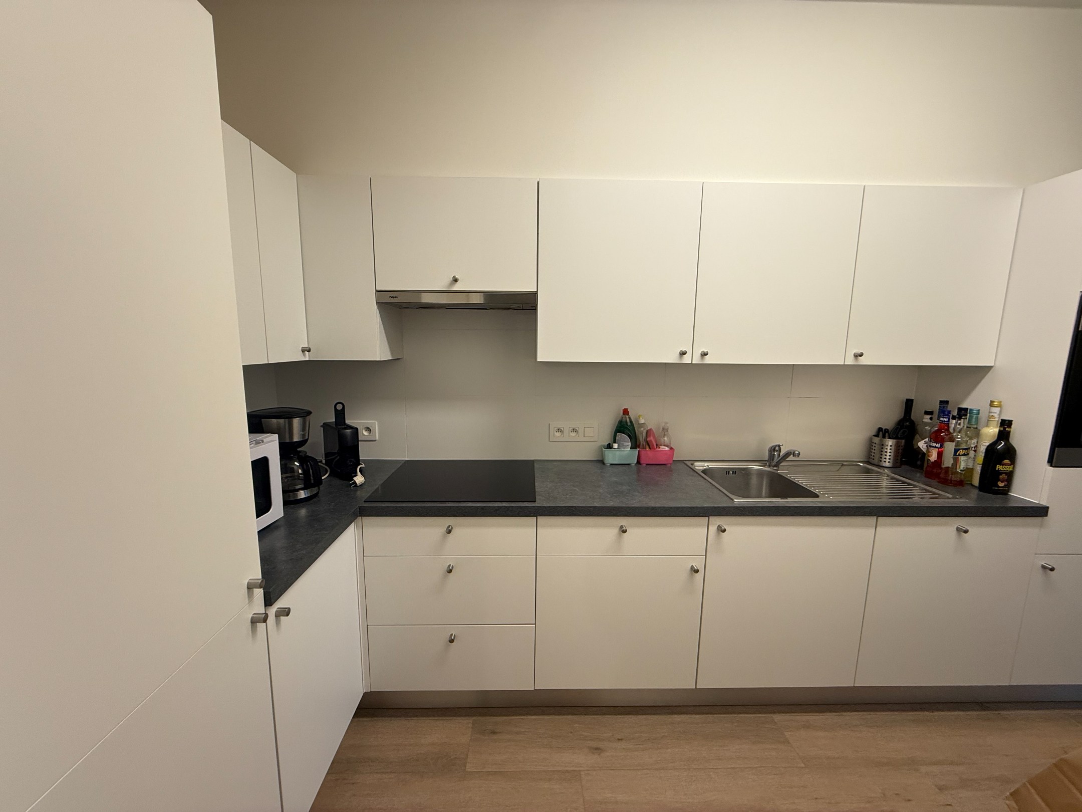 Non-meublé - Charmant appartement à louer dans l'avenue des Reines au centre de Knokke. 