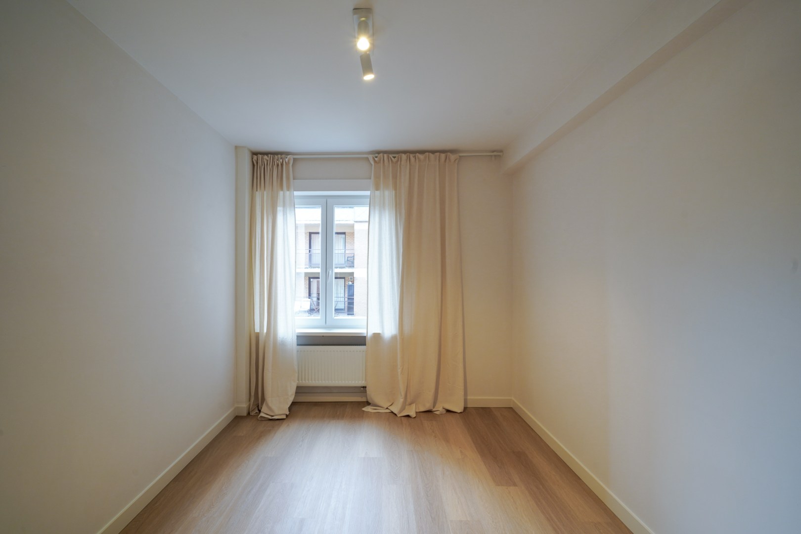 Luxueus gerenoveerd 3-slpk-appartement in hartje Oostende 