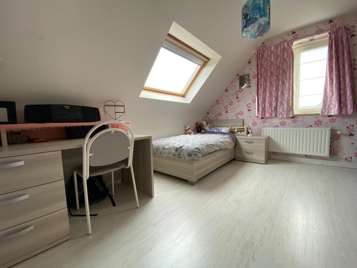 Instapklare woning met 3 slaapkamers en garage te Koekelare 