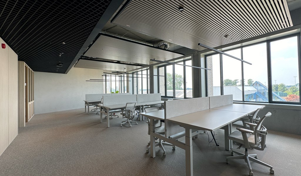 Gemeubelde kantoren met diensten In The Yard in Drongen