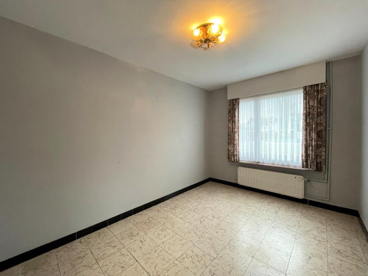 Woning met 2 slaapkamers en diepe tuin te Koekelare 