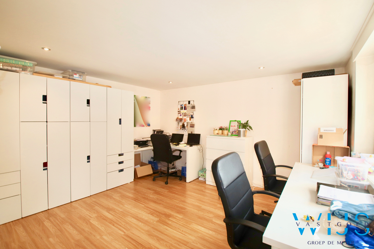 Prachtig afgewerkt landelijk woonhuis in hartje Ertvelde ! 