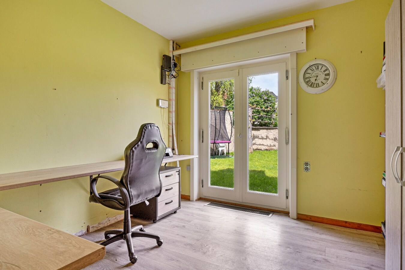 Zeer ruime woning met garage te koop in centrum Oudenaarde 