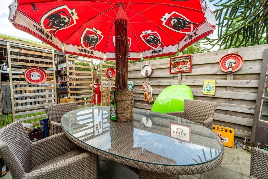 RUIME GELIJKVLOERSE WONING MET 3 SLAAPKAMERS, GARAGE EN RUIME TUIN TE HASSELT (KERMT) 