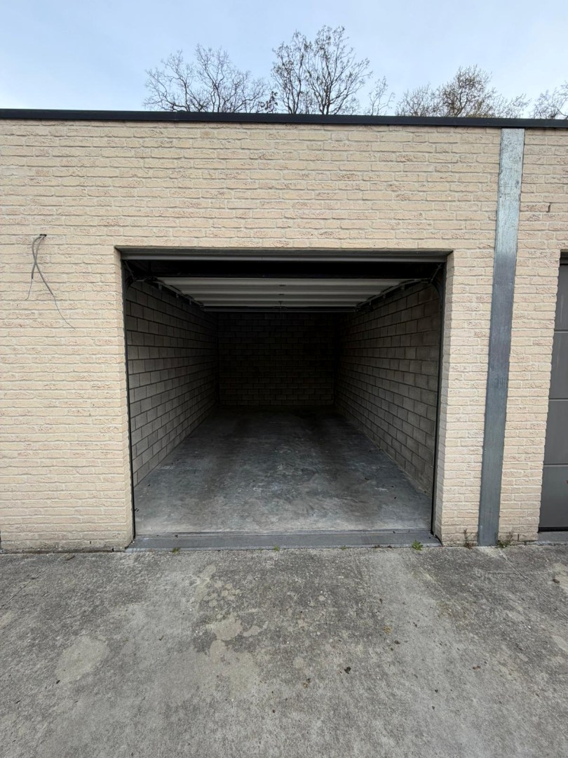 Garagebox te huur in het centrum van Geel! 