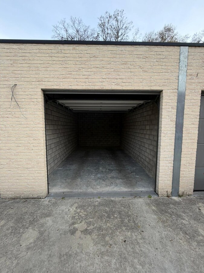 Te huur garage - Geel