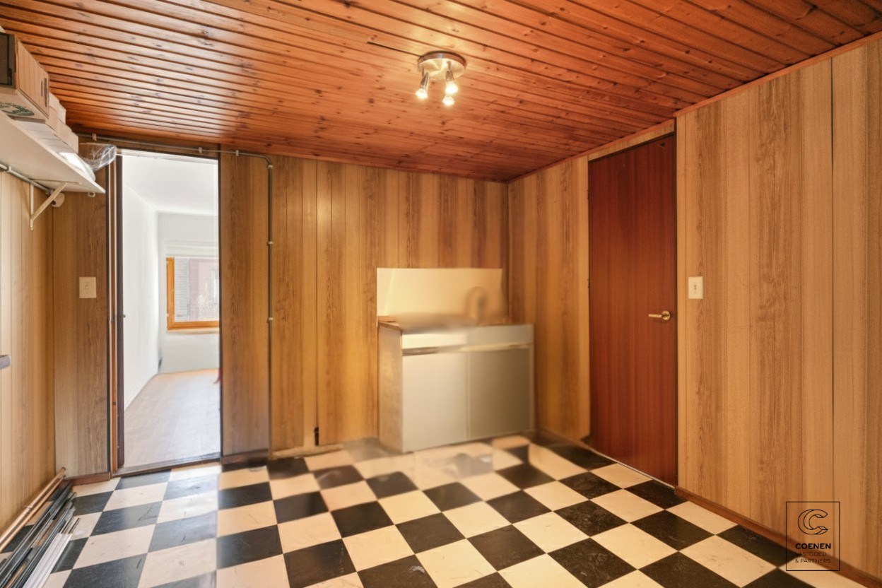 Handelspand met potentieel voor woongelegenheid op toplocatie te Deurne! 