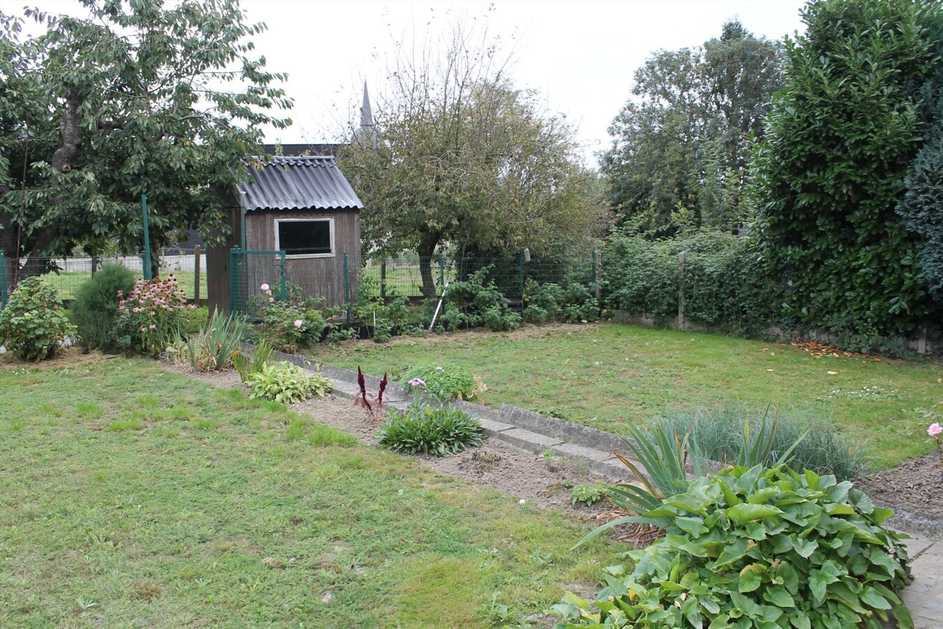 Charmante halfopen woning met 2 slaapkamers 