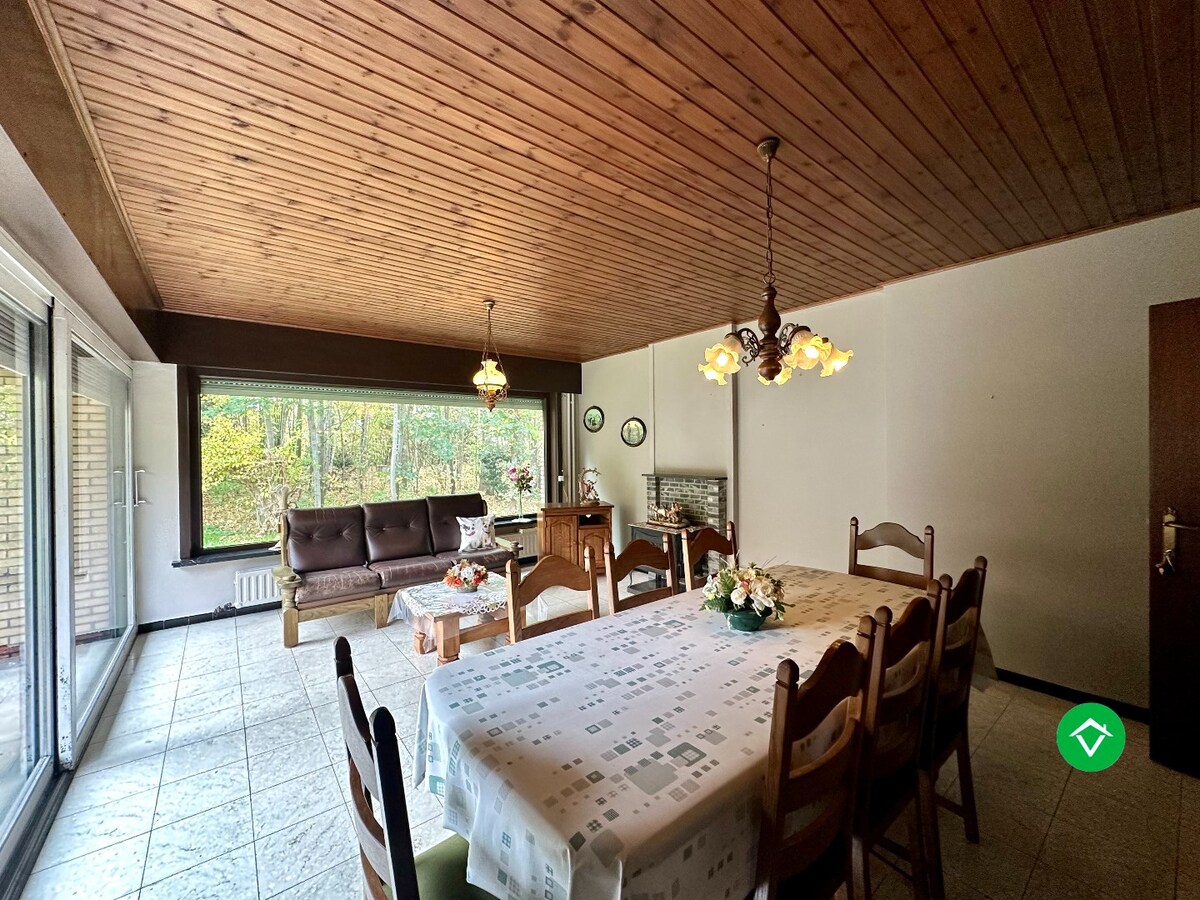 Ruime bungalow op 4140 m² met prachtige zichten en absolute rust in Torhout 