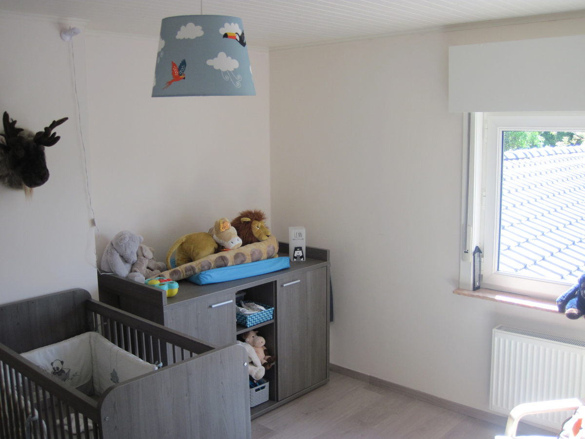 Prachtige Half Open Bebouwing - vernieuwd in 2012 !! 