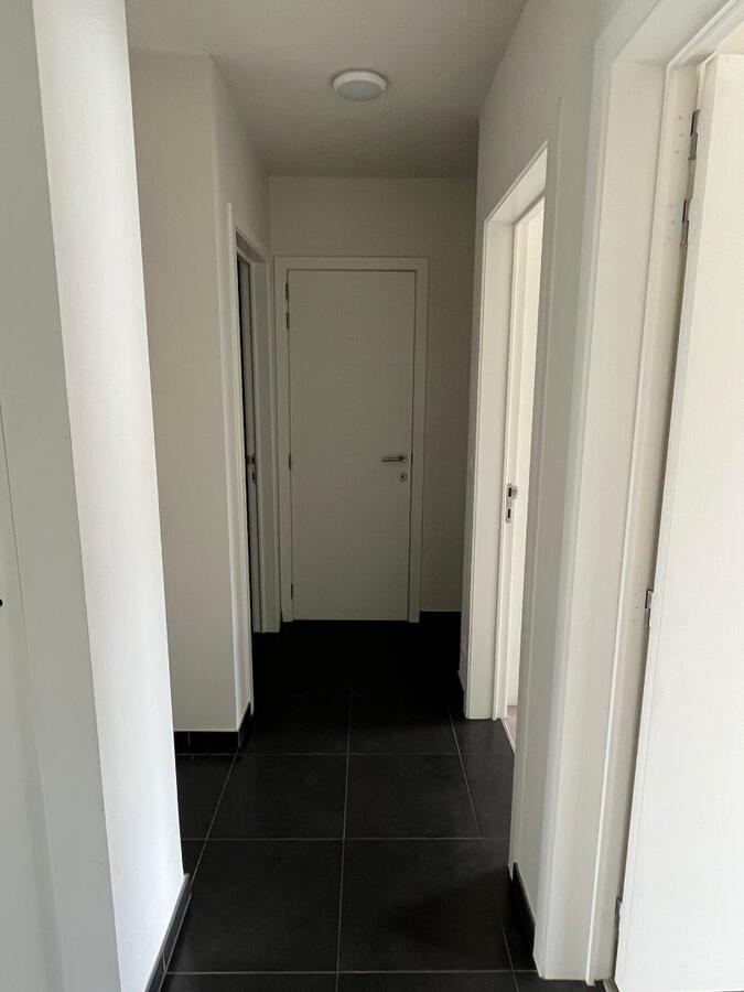 Modern, hoogwaardig 2-slpk-appartement mét ondergrondse staanplaats te Asper 