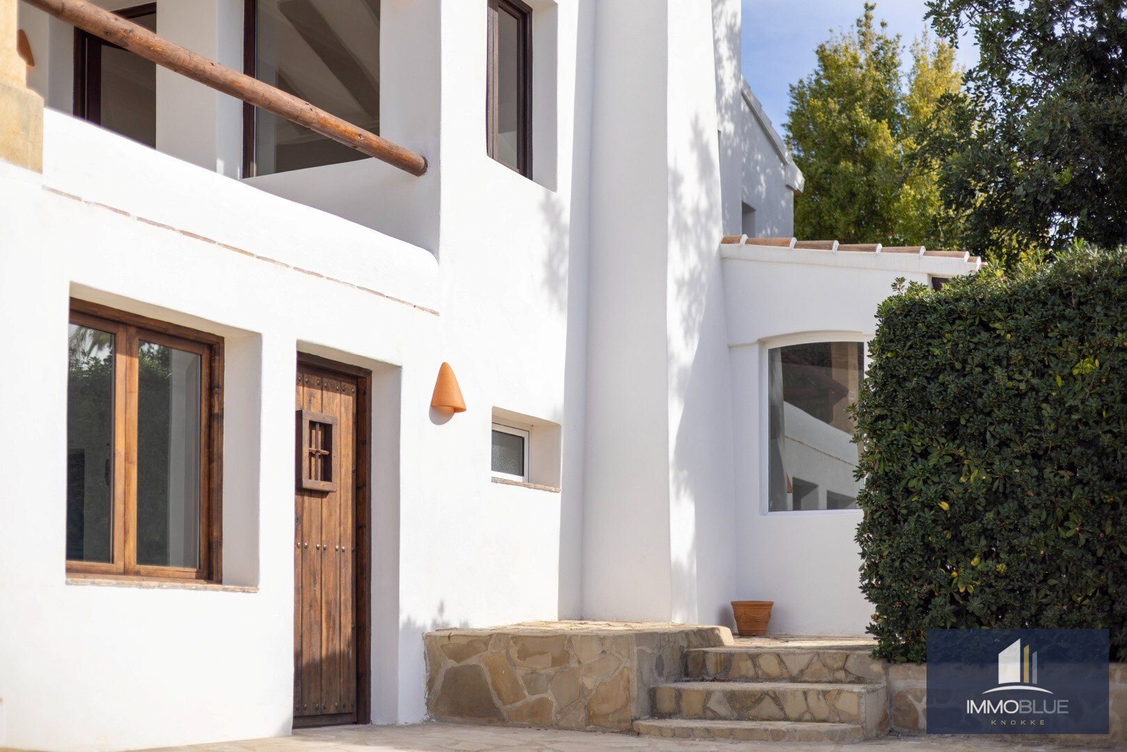 Gerenoveerde villa gelegen in een rustige urbanisatie Tosalet. 