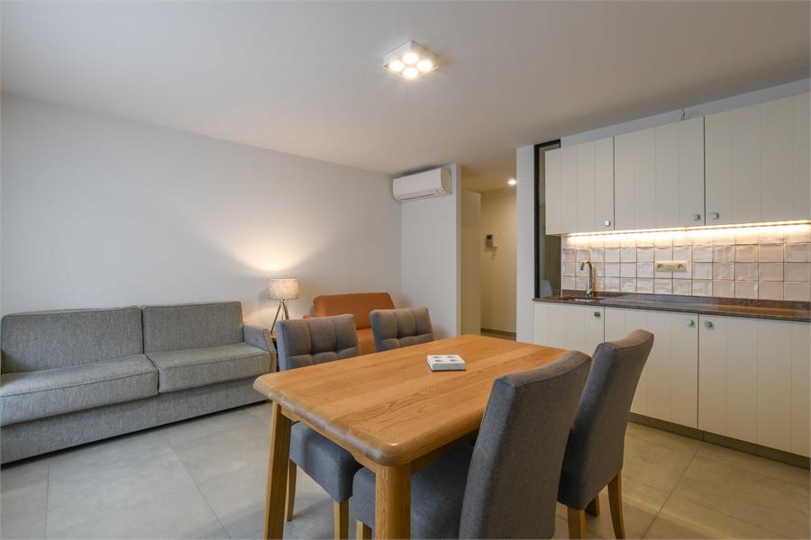 Totaal gerenoveerd appartement op topligging in Knokke 