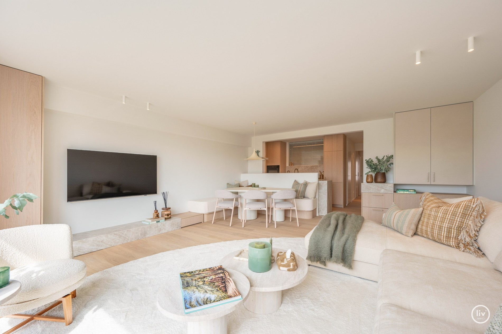 Volledig gerenoveerd 3-slaapkamerappartement met open zicht en prachtig uitzicht op het Zegemeer 