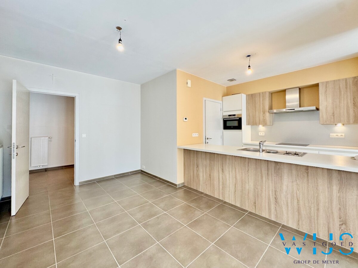 Gelijkvloersappartement met staanplaats te Ertvelde ! 