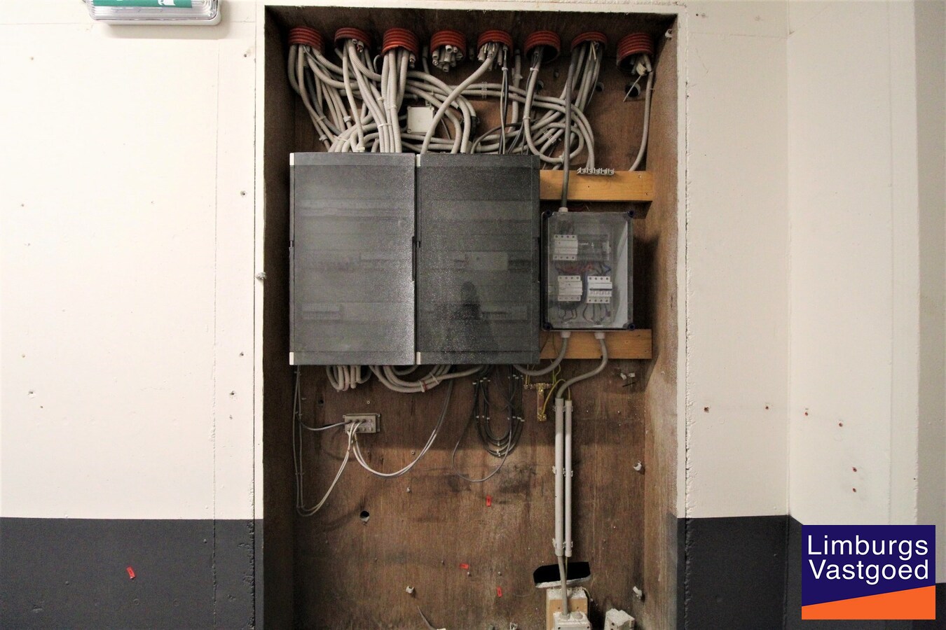 METIO - KMO UNIT 136 - 57,98 m² - sectionaal poort - nabij E-313 