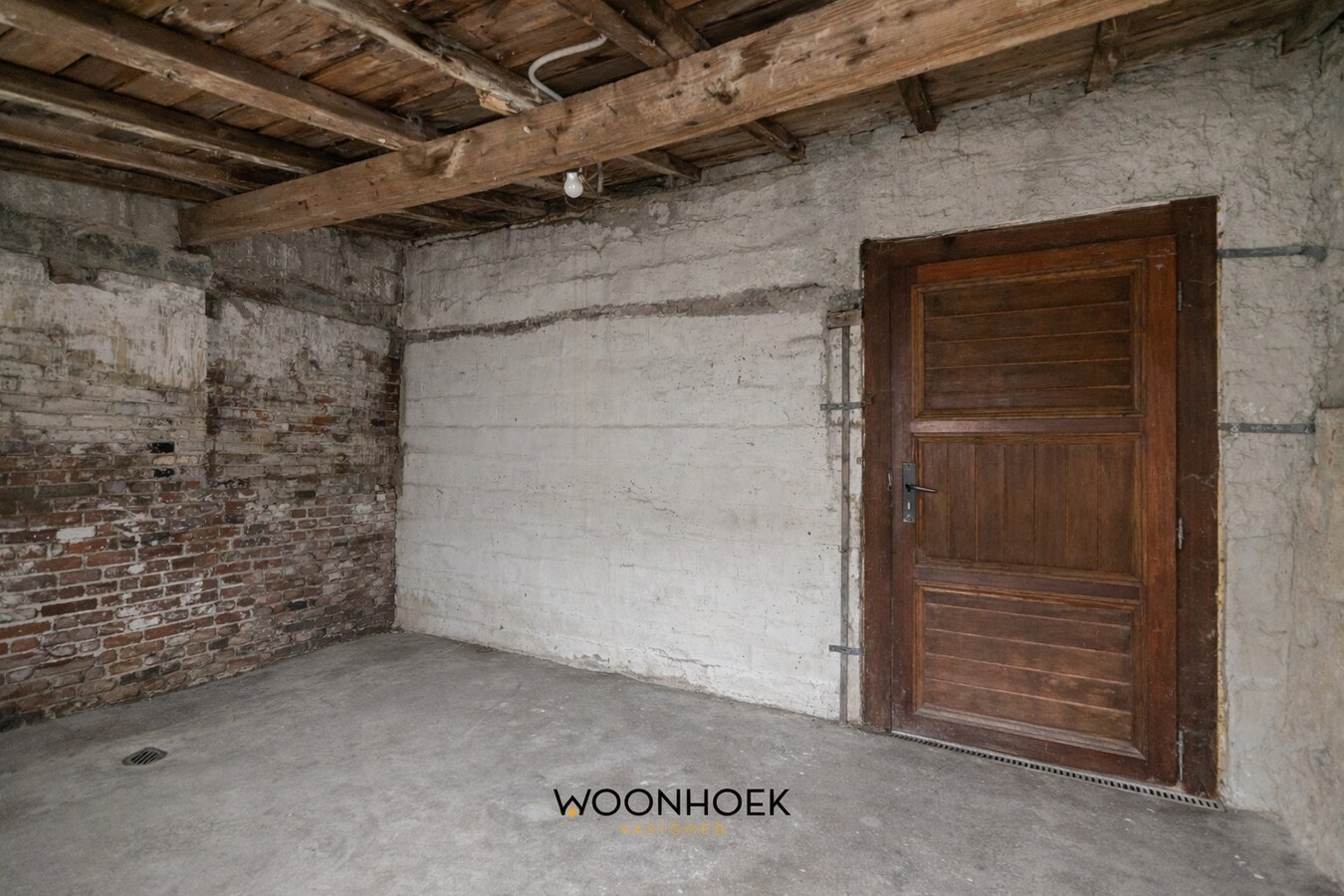 Charmante 2-slpk woning met achteruitweg in centrum 