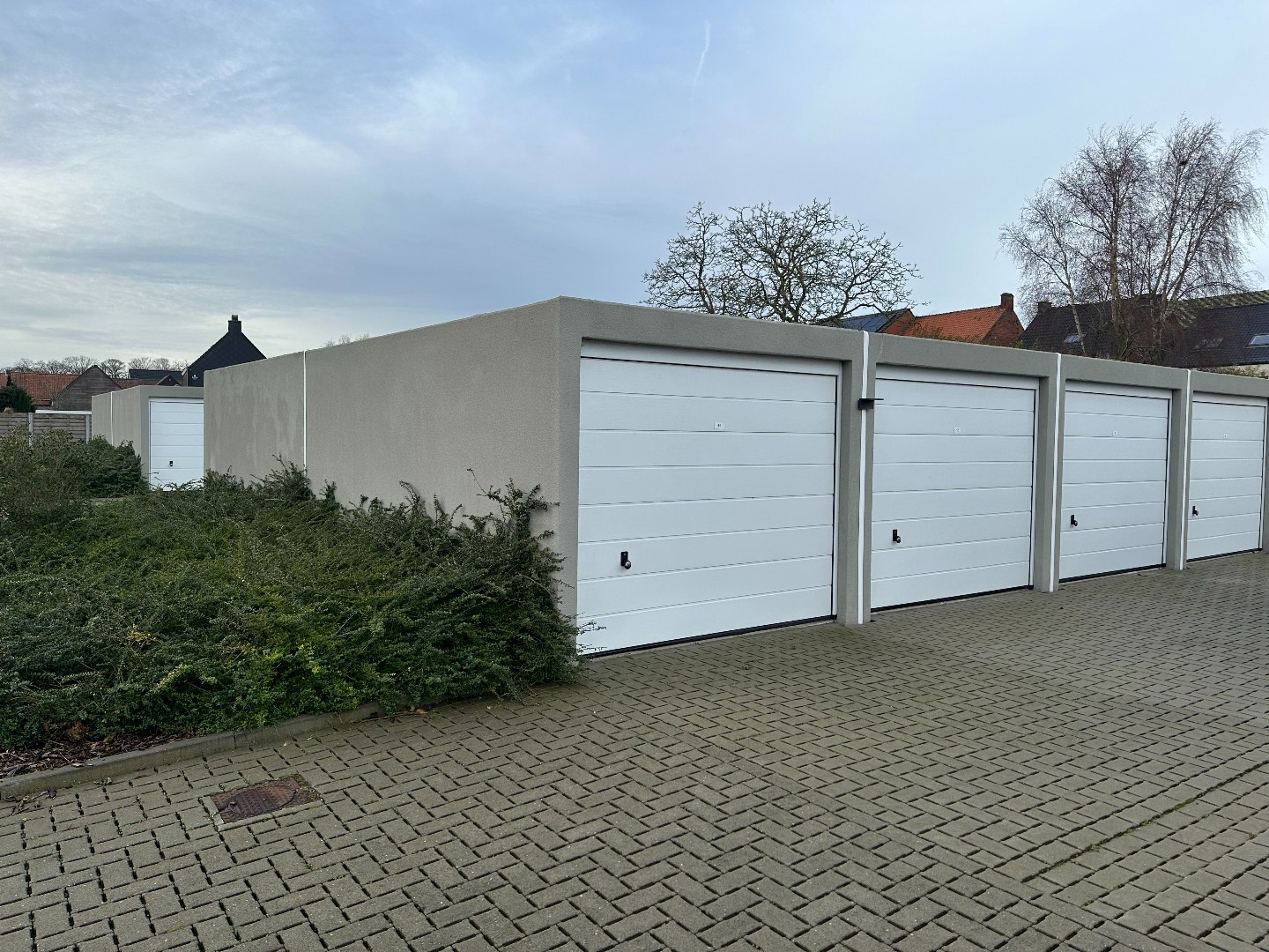 Garage te huur, gunstige ligging, Aartrijke 
