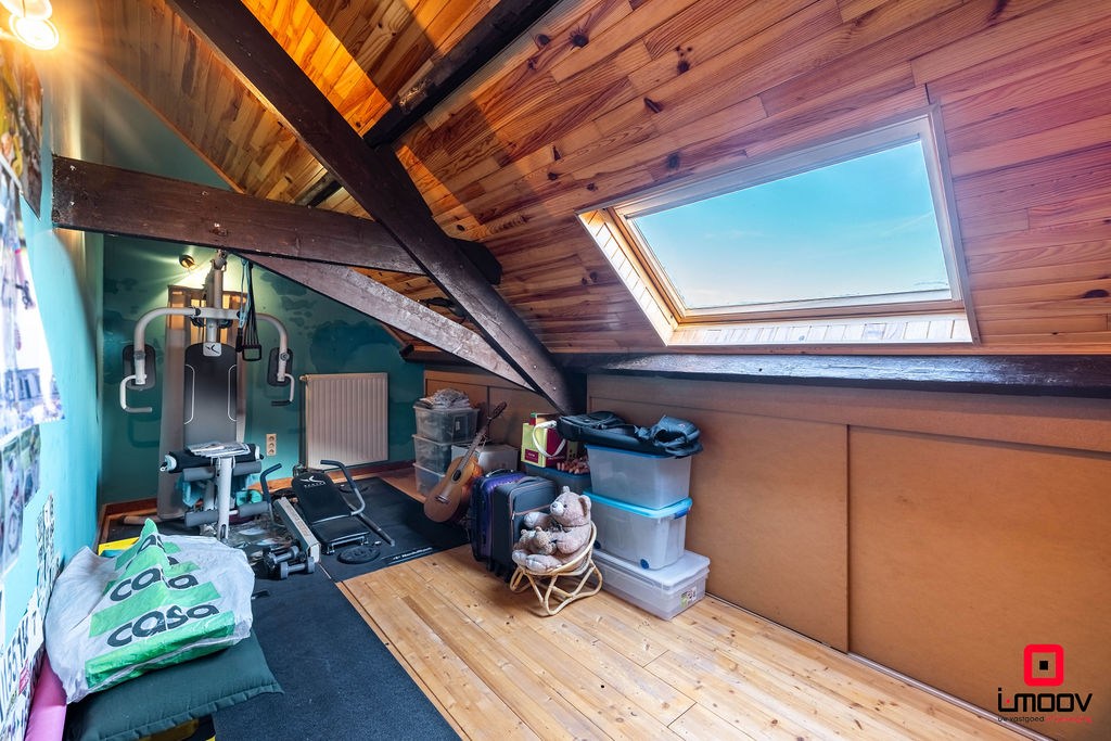 Bel-étage woning met 5 slaapkamers in Gent 