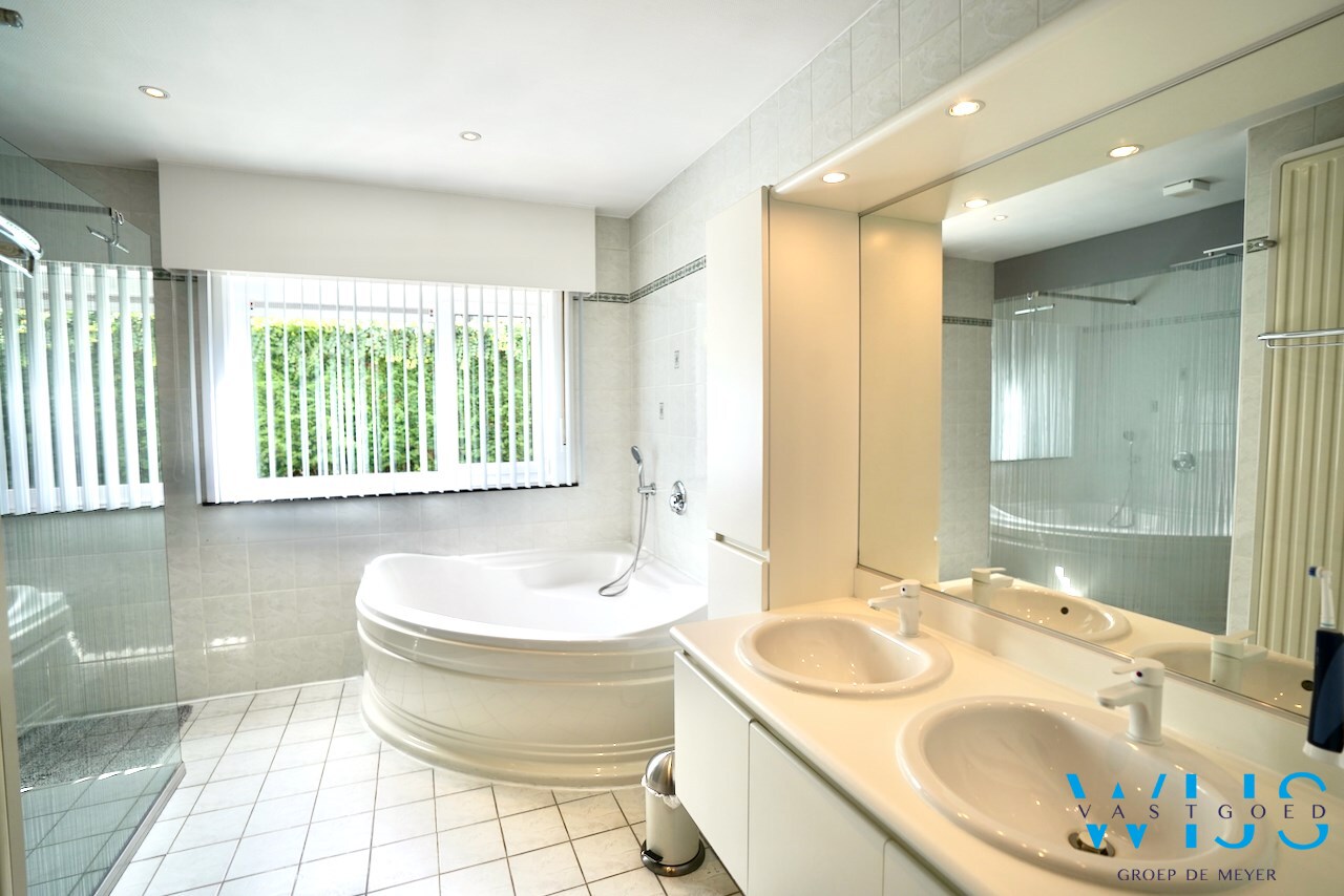 Stijlvolle open bebouwing te Evergem/Rieme ! 