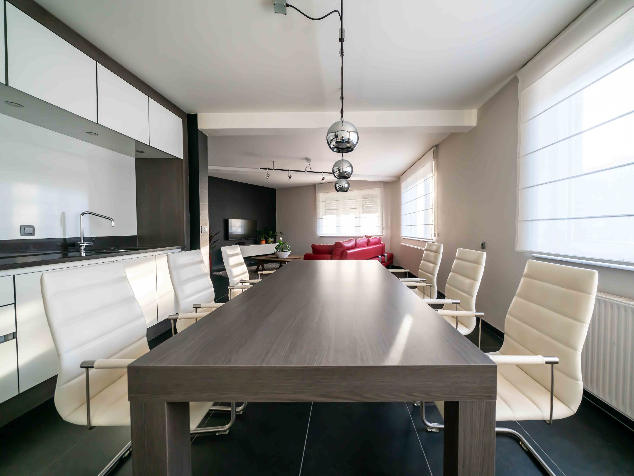 Gemeubeld 2-kamer appartement met goede bereikbaarheid 