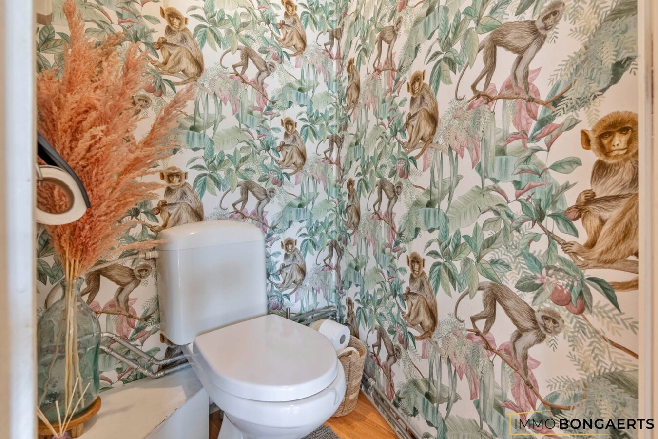 Karaktervolle woning met 4 slaapkamers, tuin en garage. 