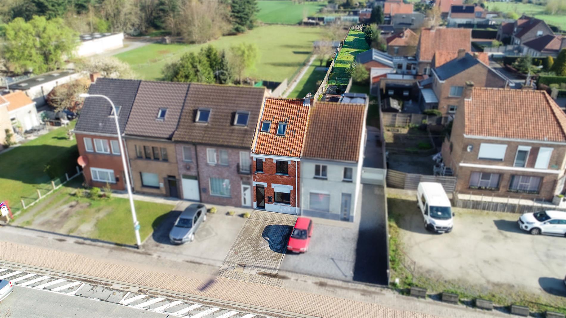 Woning op 598m² met tuin en 3 slpks te Eeklo 