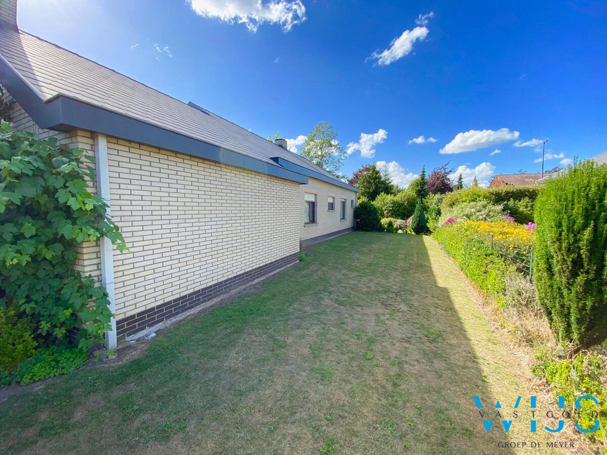 Woonhuis op een perceel van 2080 vierkante te ASSENEDE! 
